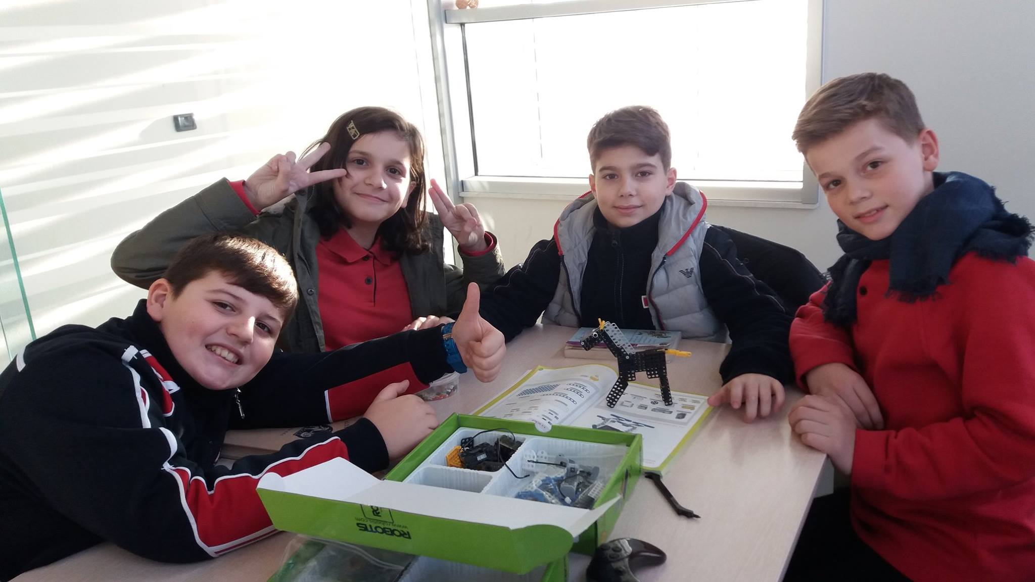 Shqipëria më e mirë, nëse zhvillojmë shkencën e robotëve Shqipëria më e mirë, nëse zhvillojmë shkencën e robotëve