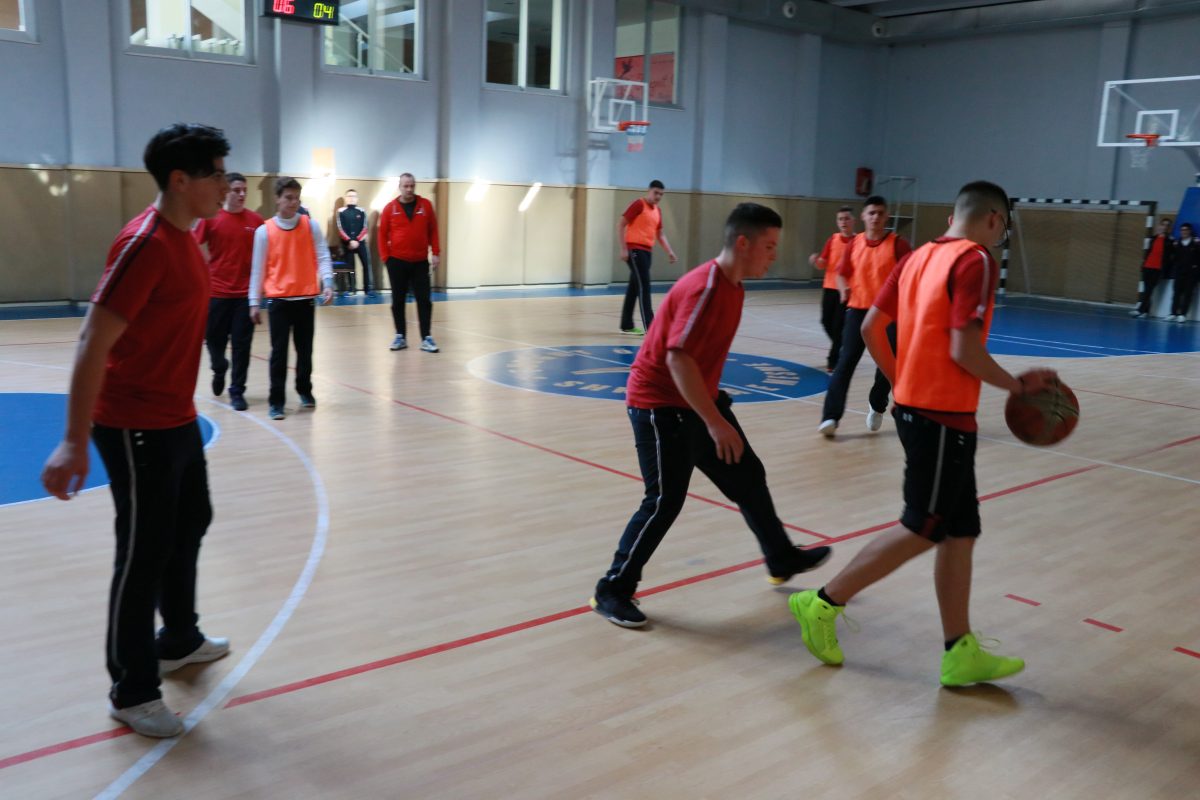 Finalja e Kampionatit të Basketbollit për klasat e 9-ta Finalja e Kampionatit të Basketbollit për klasat e 9-ta